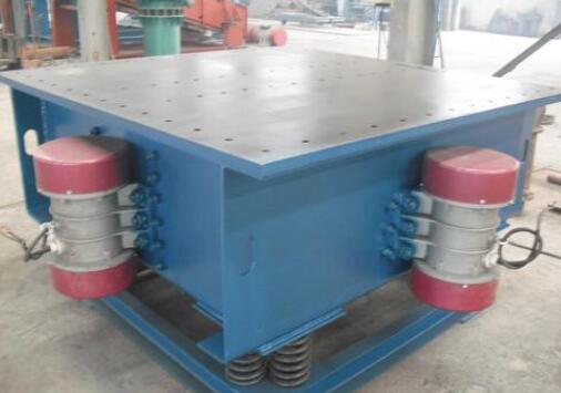 振動平台中的振動電機如何防止灰塵？